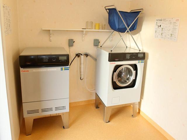 Ferienwohnung Lullens Stugby - Laegenhetshuset 6-9 Bruksvallarna Exterior foto